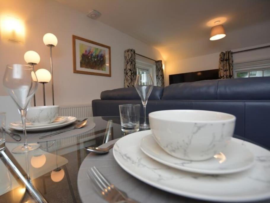 Welcoming Luxury In A Grade II Listed Building Apartment เชสเตอร์ ภายนอก รูปภาพ